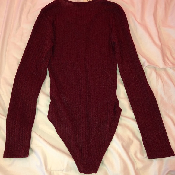 •Forever21 Laced Open Front Maroon Bodysuit• - Picture 4 of 4